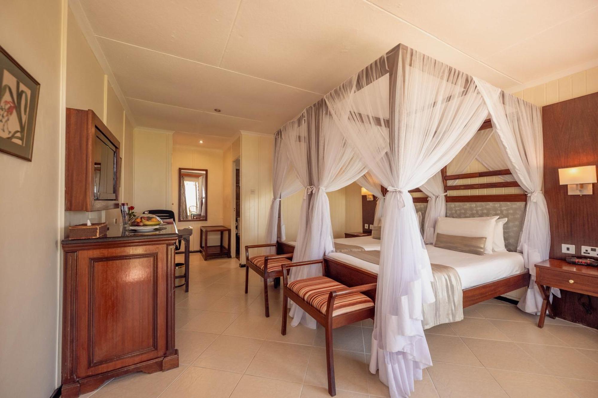 Karagite Muthu Lake Naivasha Country Club, Naivasha מראה חיצוני תמונה